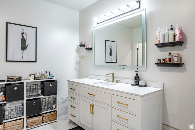 3247 South Mapleton Estates Drive Mapleton, UT 84664 - Photo 47 of 70 Bathroom featuring vanity