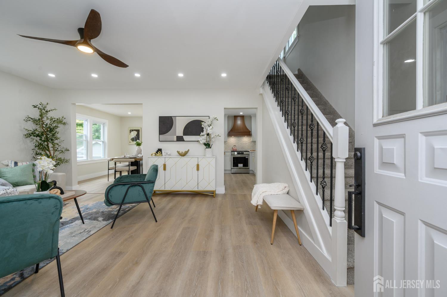 58 Yantecaw Avenue Bloomfield, NJ 07003 - Photo 4 of 38