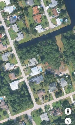 view of a house with a yard