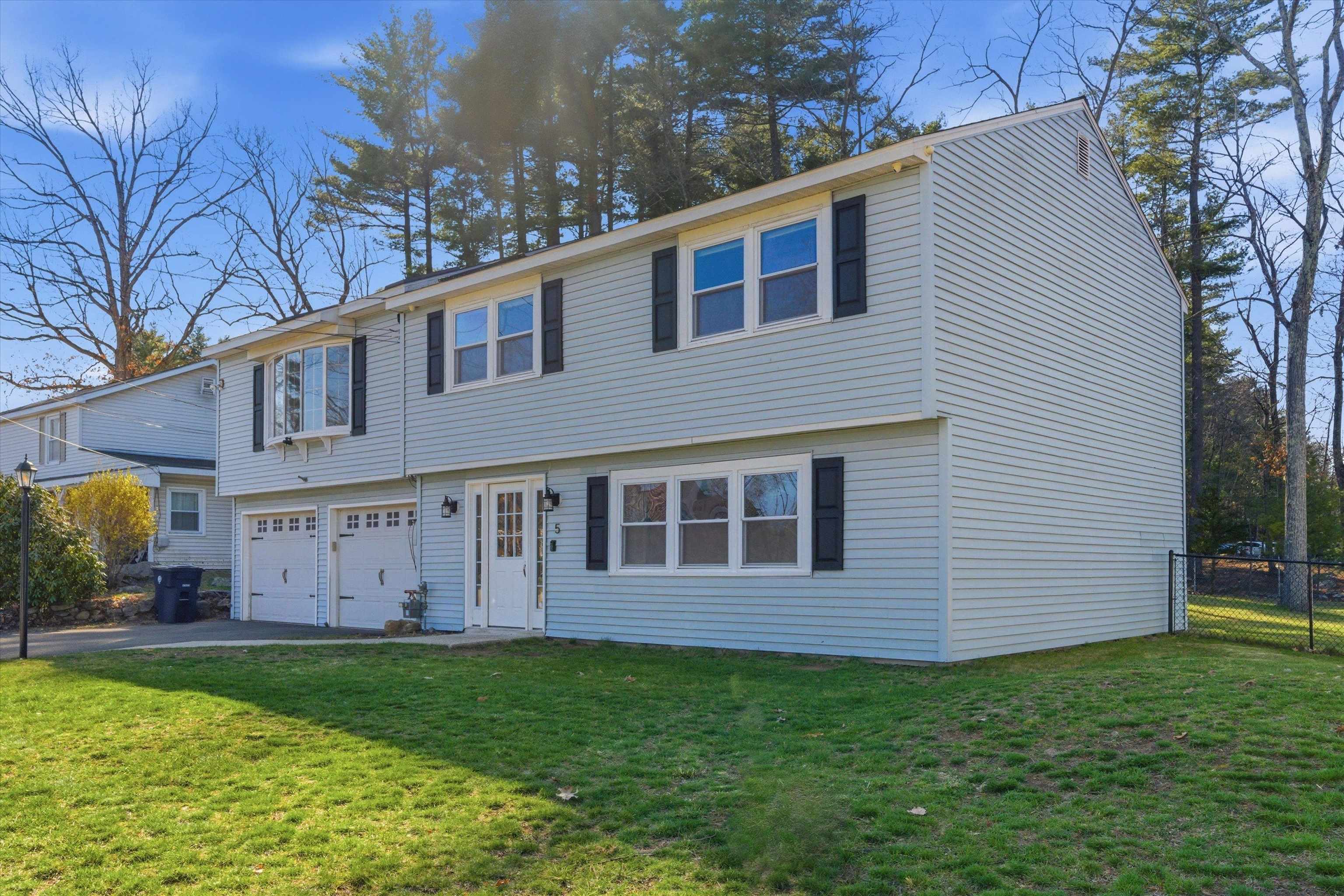 5 Stafford Road Nashua, NH 03062 - Photo 2 of 26