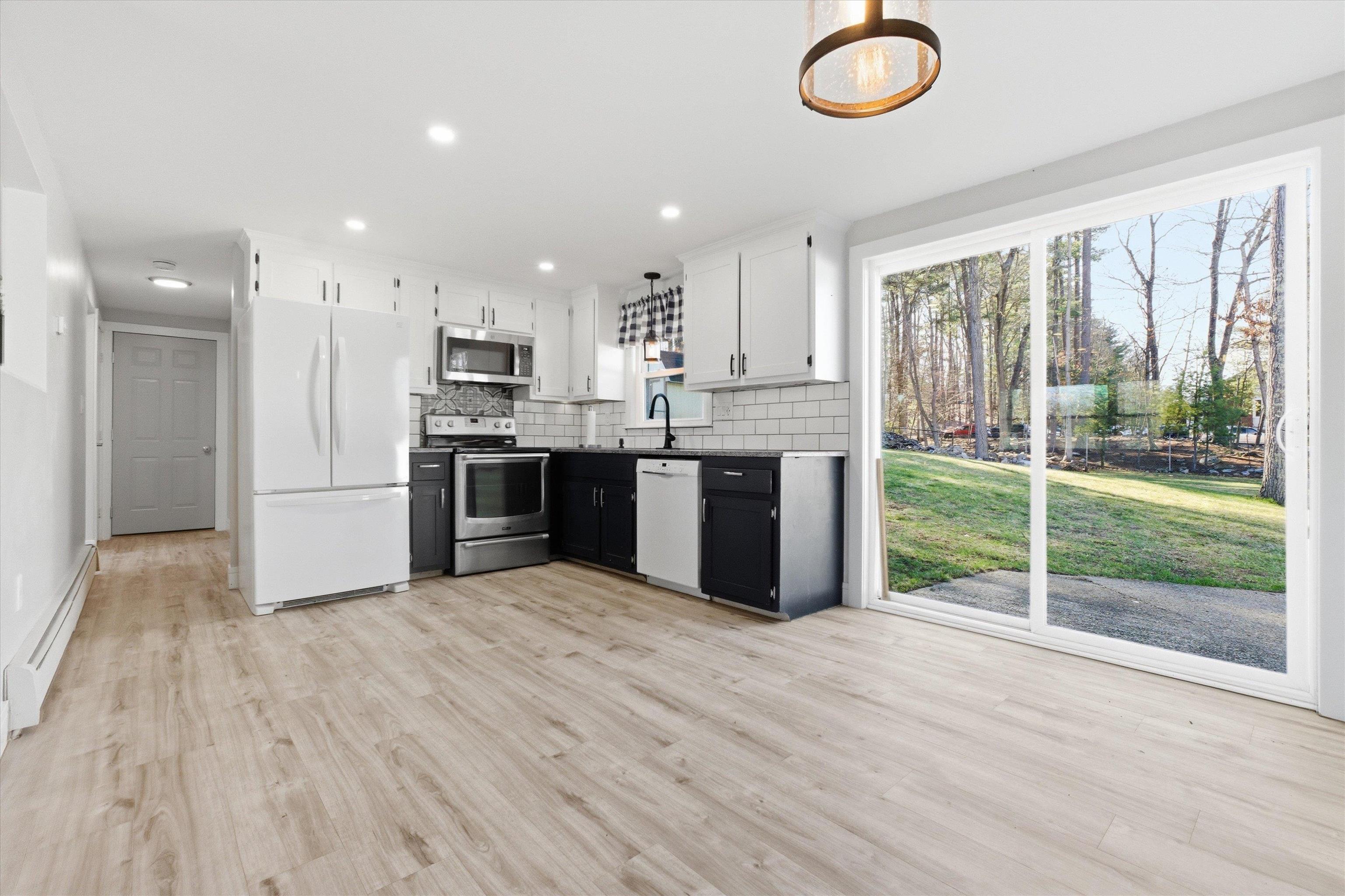 5 Stafford Road Nashua, NH 03062 - Photo 5 of 26