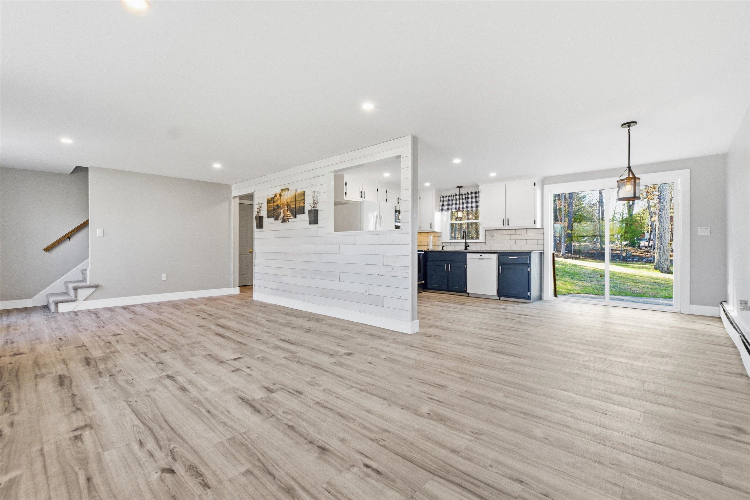 5 Stafford Road Nashua, NH 03062 - Photo 6 of 26