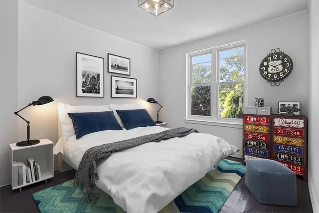 $848,888 | 194-23 Station Road | Auburndale