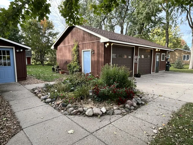 $299,500 | 410 2nd Street North, Atwater, MN 56209