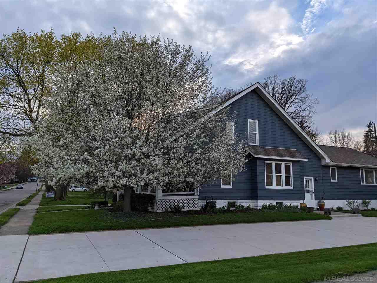 186 West Lafayette Street Romeo, MI 48065 - Photo 2 of 39