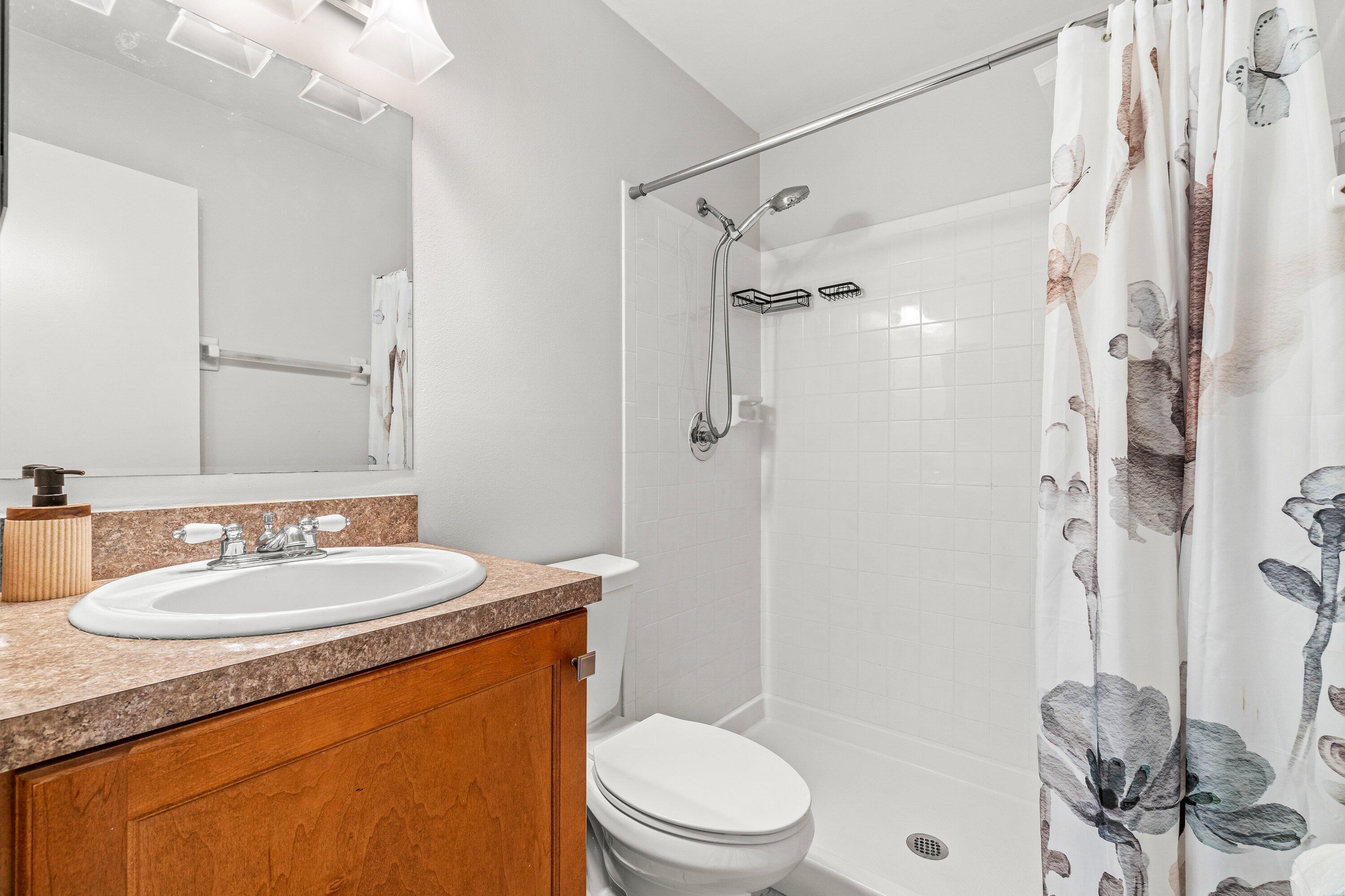 5074 Privet Place, Unit B Delray Beach, FL 33484 - Photo 13 of 43 014-5074PrivetPlace-B-DelrayBeach-FL-334