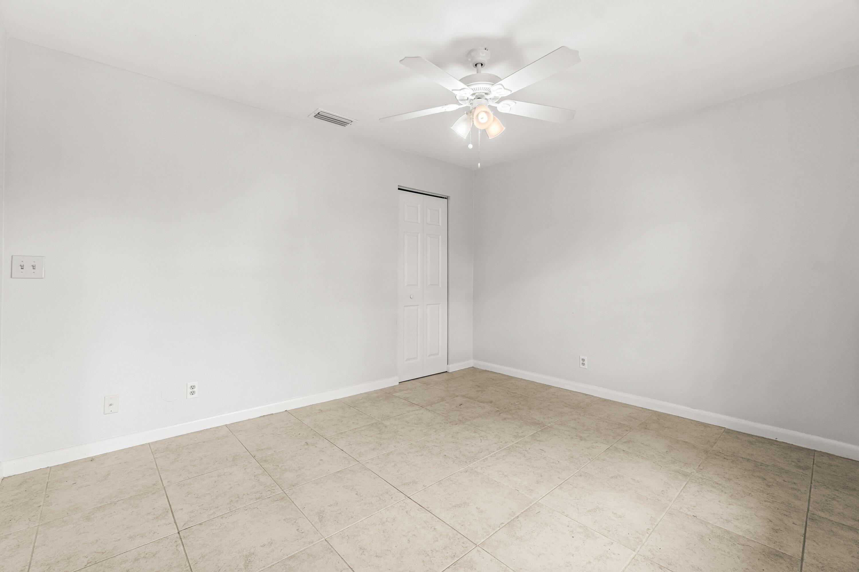 5074 Privet Place, Unit B Delray Beach, FL 33484 - Photo 15 of 43 006-5074PrivetPlace-B-DelrayBeach-FL-334