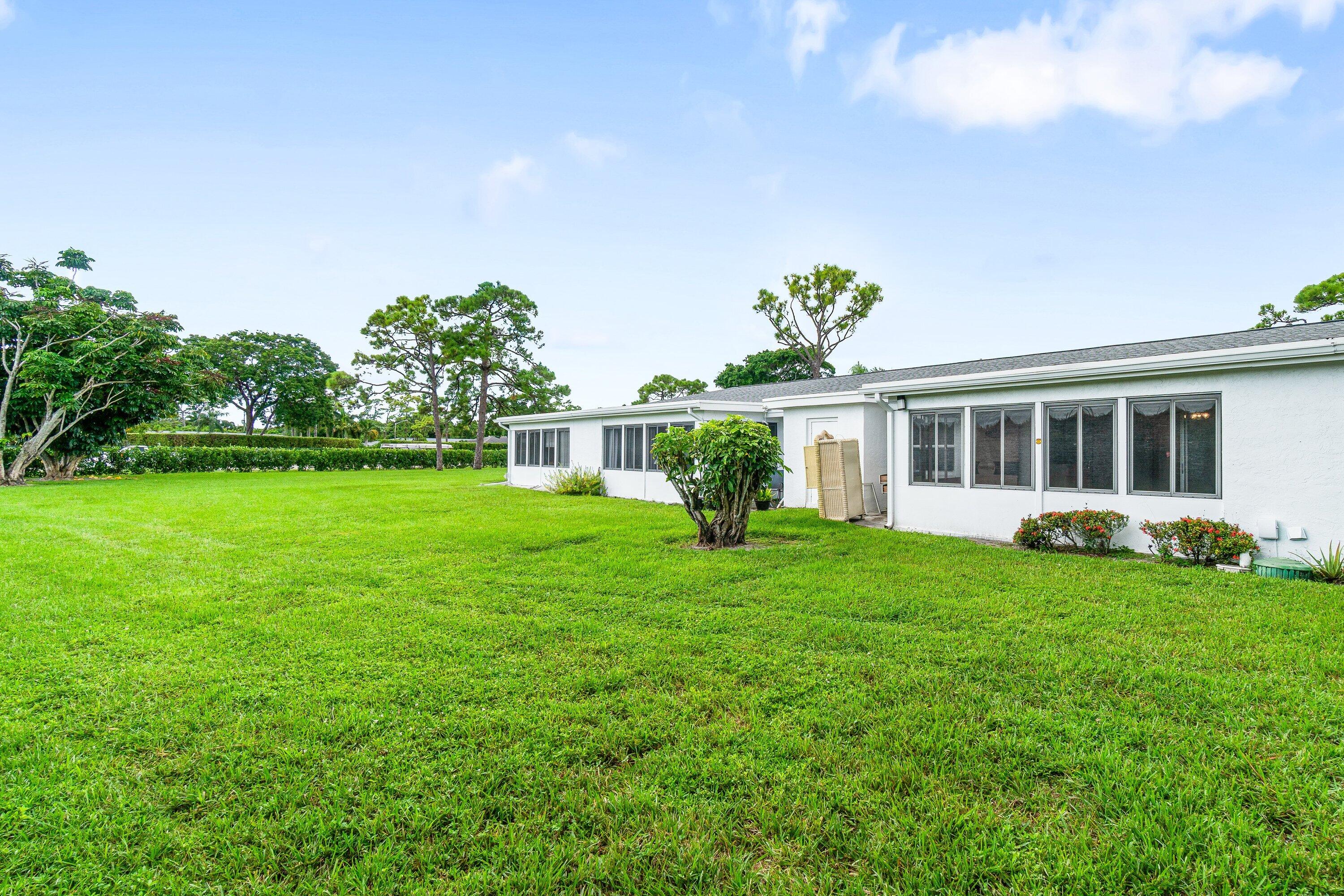 5074 Privet Place, Unit B Delray Beach, FL 33484 - Photo 28 of 43 031-5074PrivetPlace-B-DelrayBeach-FL-334