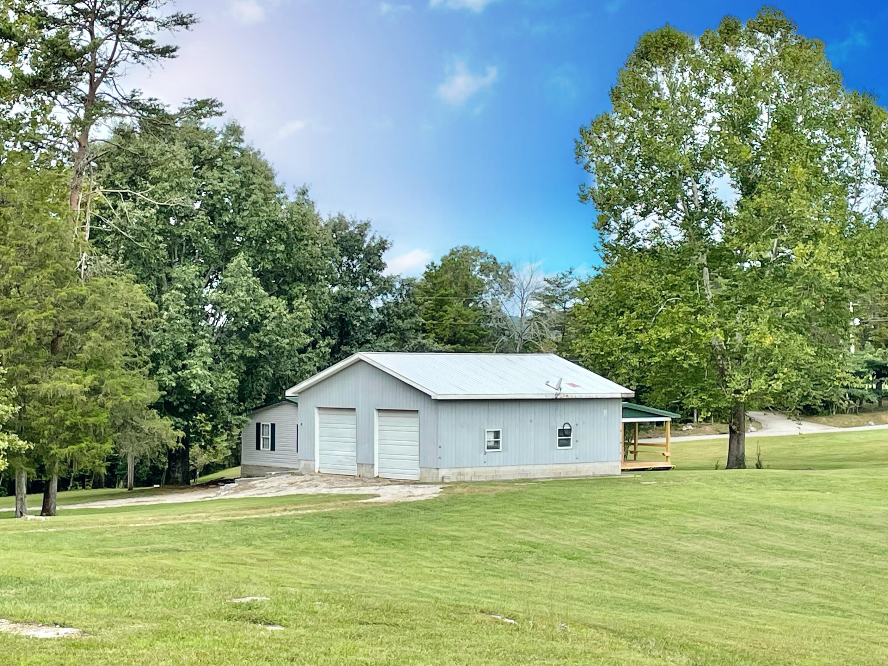 2250 Omega Park Road Somerset, KY 42501 - Photo 10 of 50 EBB2CA3F-4B86-458A-8D3C-014AC7EE20D6