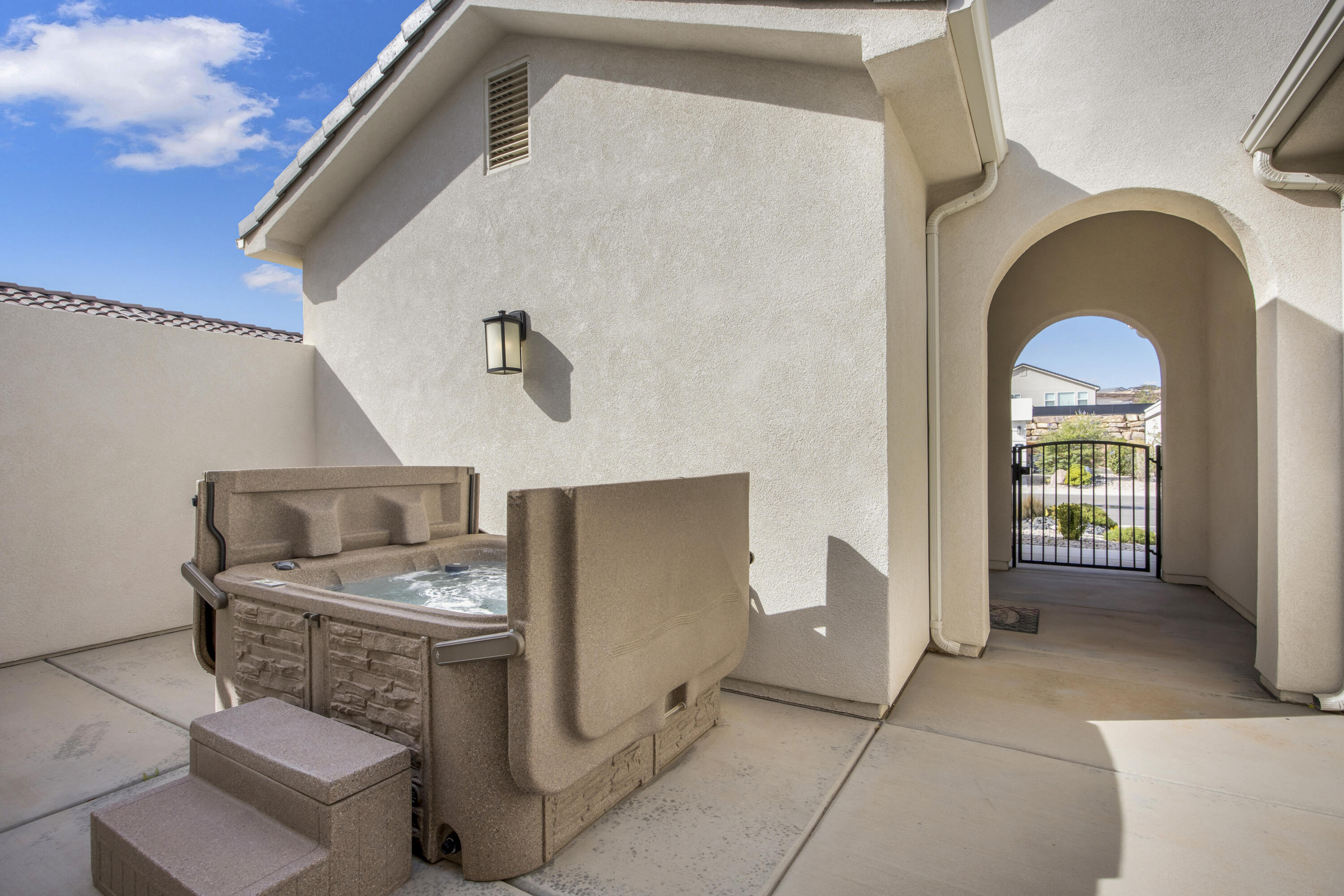 Courtyard & Hot Tub