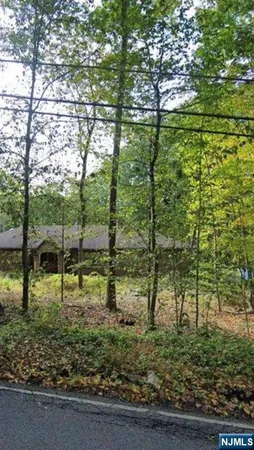 $575,000 | 105 Kings Highway, Long Valley, NJ 07853