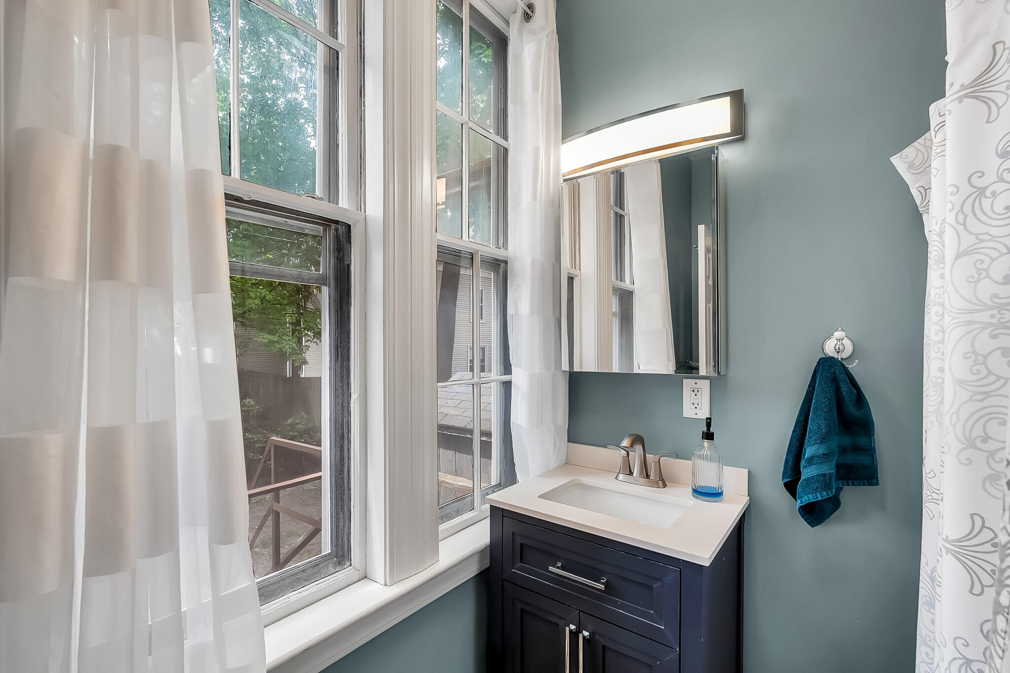 238 State Street, Unit 3 Portland, ME 04101 - Photo 16 of 24 238 State St -16
