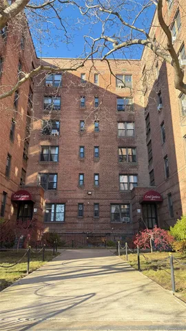$488,000 | 144-11 Sanford Avenue, Unit 1N | Murray Hill - Flushing