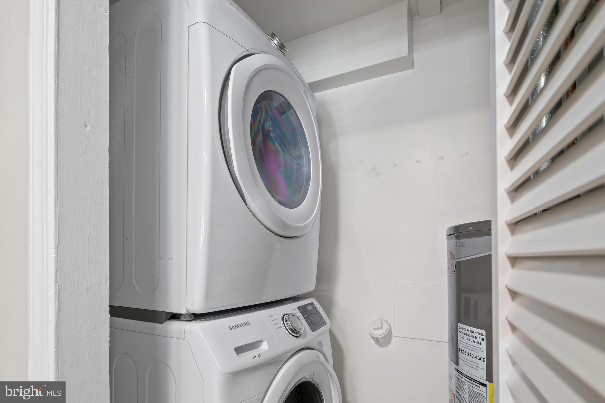 817 5th Baltimore, MD 21227 - Photo 23 of 29 a utility room with dryer and washer