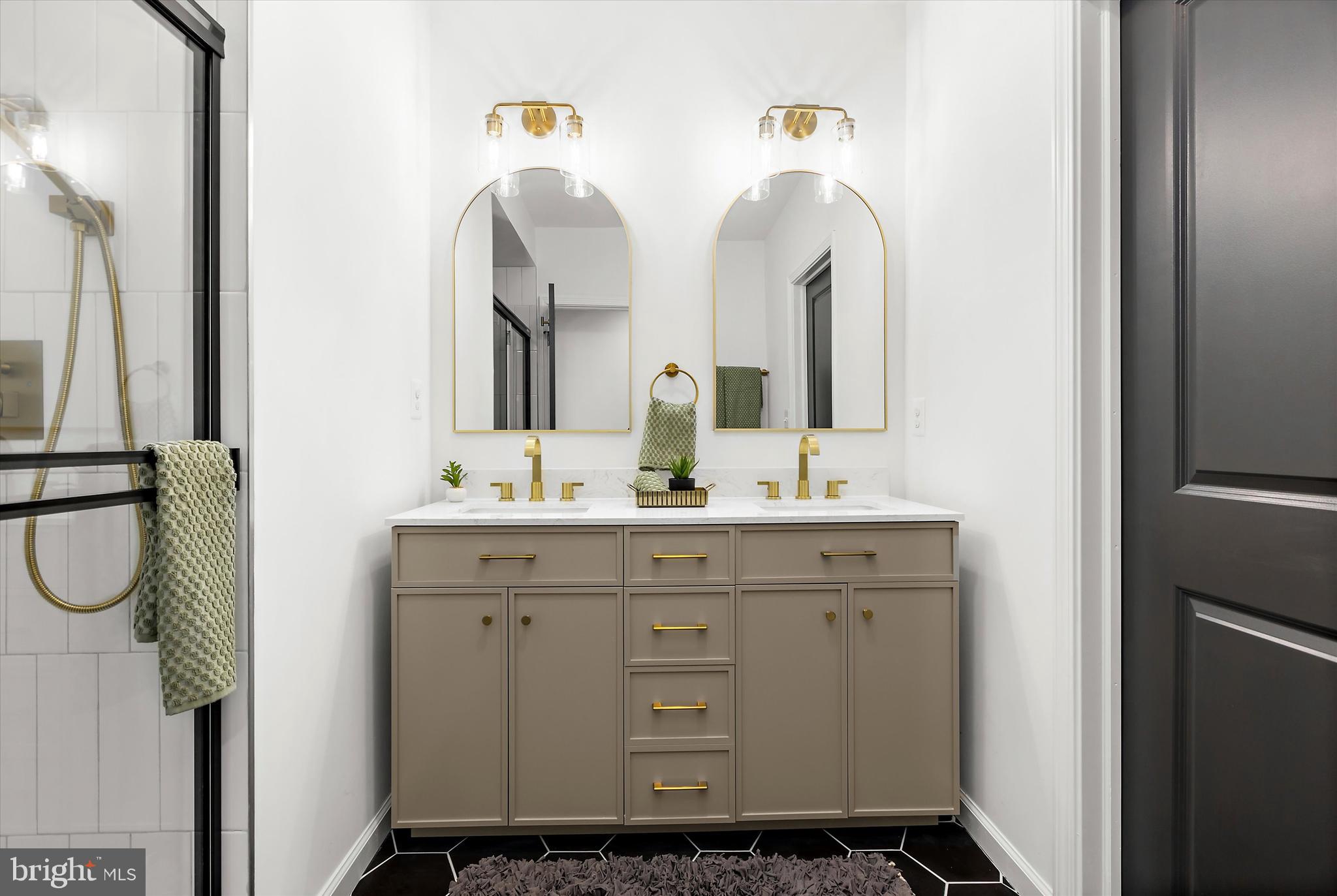 5313 Elsrode Avenue Baltimore, MD 21214 - Photo 24 of 60 Private Master En-Suite