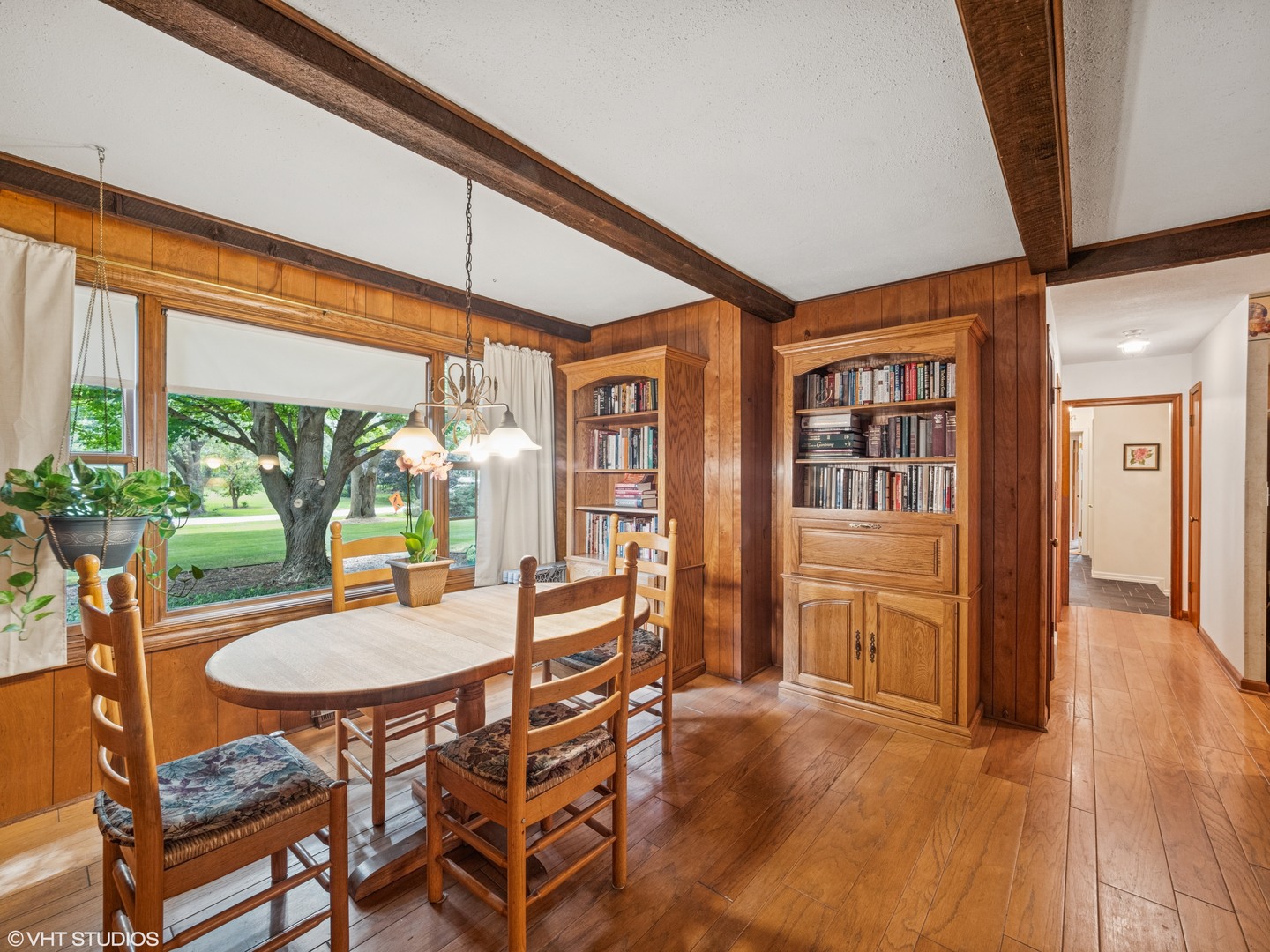 1881 West Tweed Road Inverness, IL 60067 - Photo 9 of 22 a dining room with furniture and window