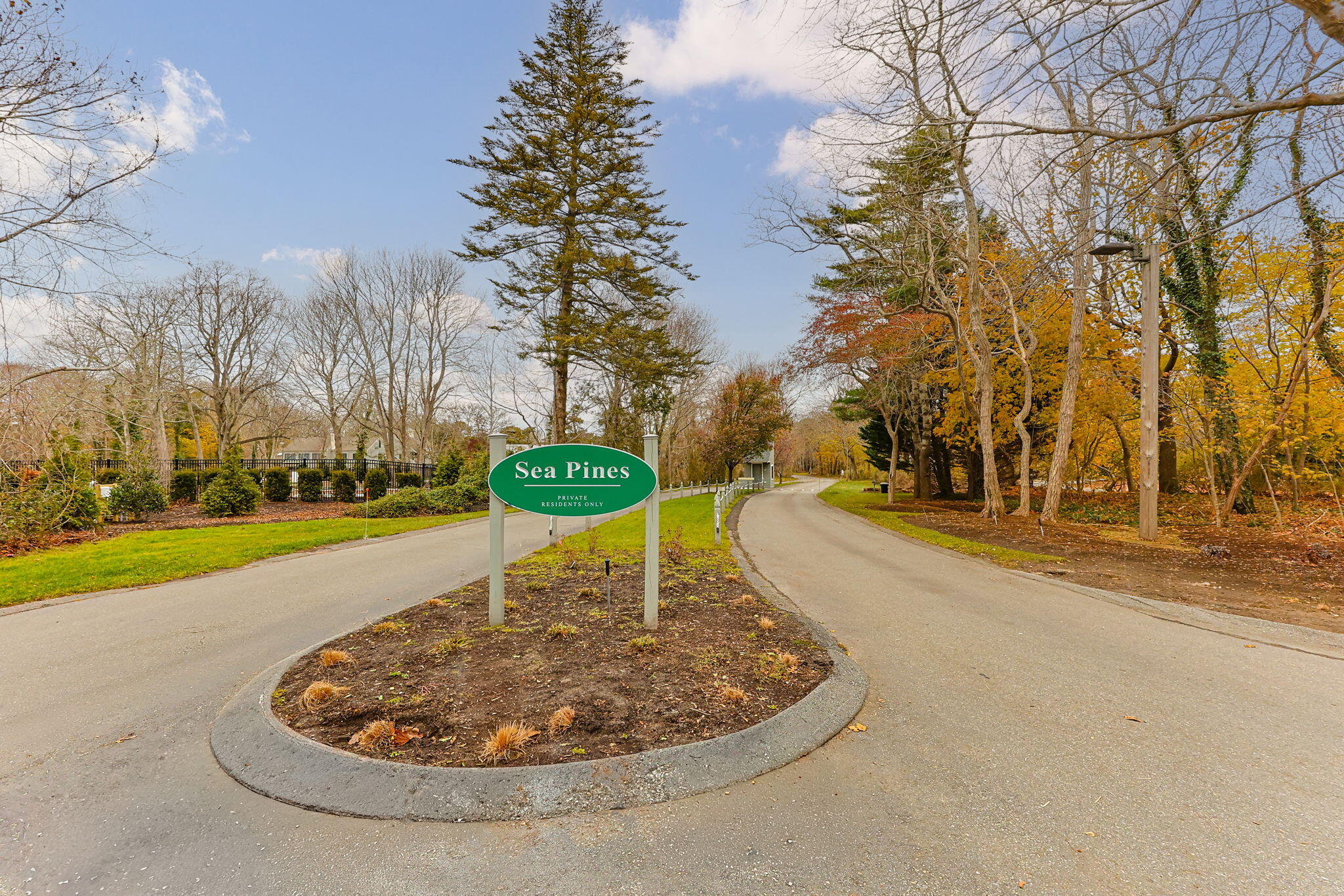 23 Landing Lane, Unit 23 Brewster, MA 02631 - Photo 30 of 33 a view of a park with large trees