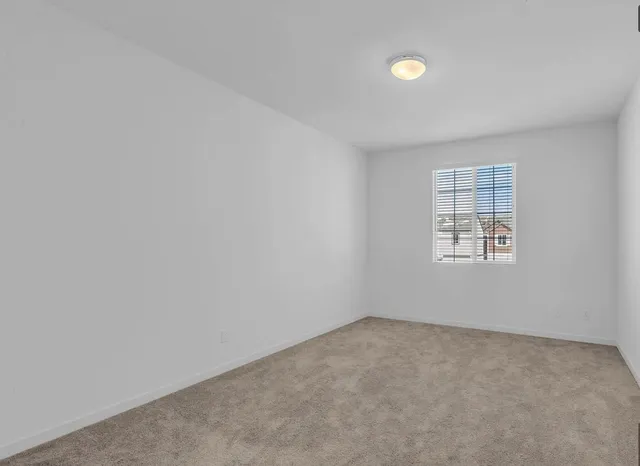 $2,795 | 305 Cinema Street, Sacramento, CA 95823