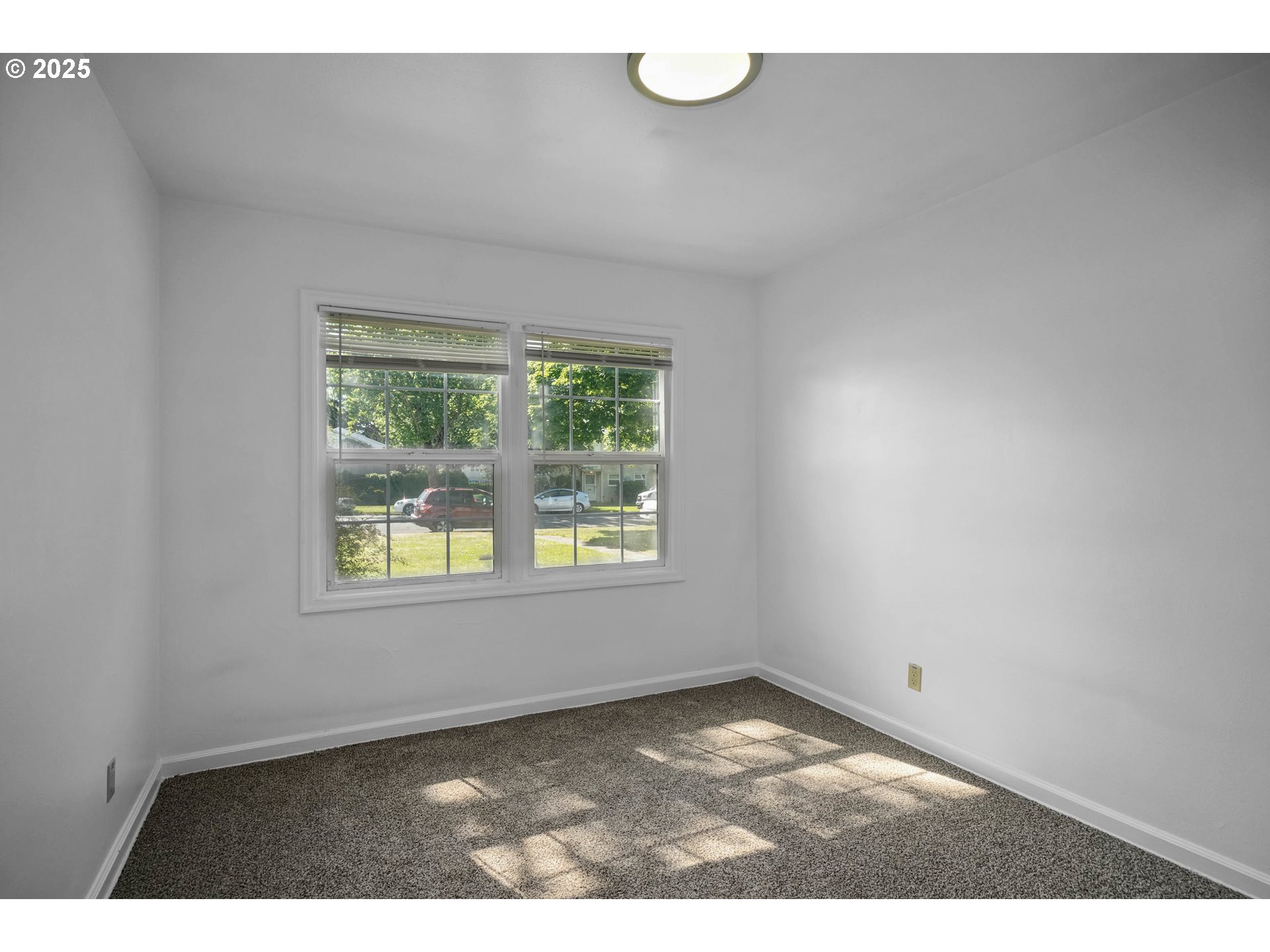 1908 Northeast 72nd Avenue Portland, OR 97213 - Photo 31 of 45 a view of an empty room and window