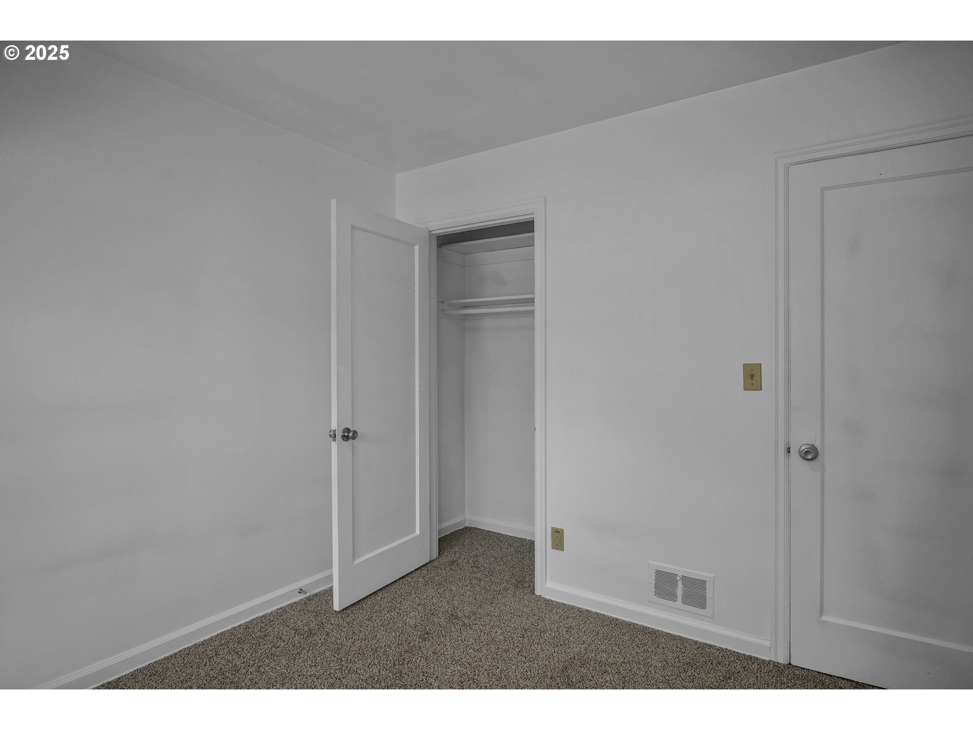 1908 Northeast 72nd Avenue Portland, OR 97213 - Photo 32 of 45 a view of an empty room