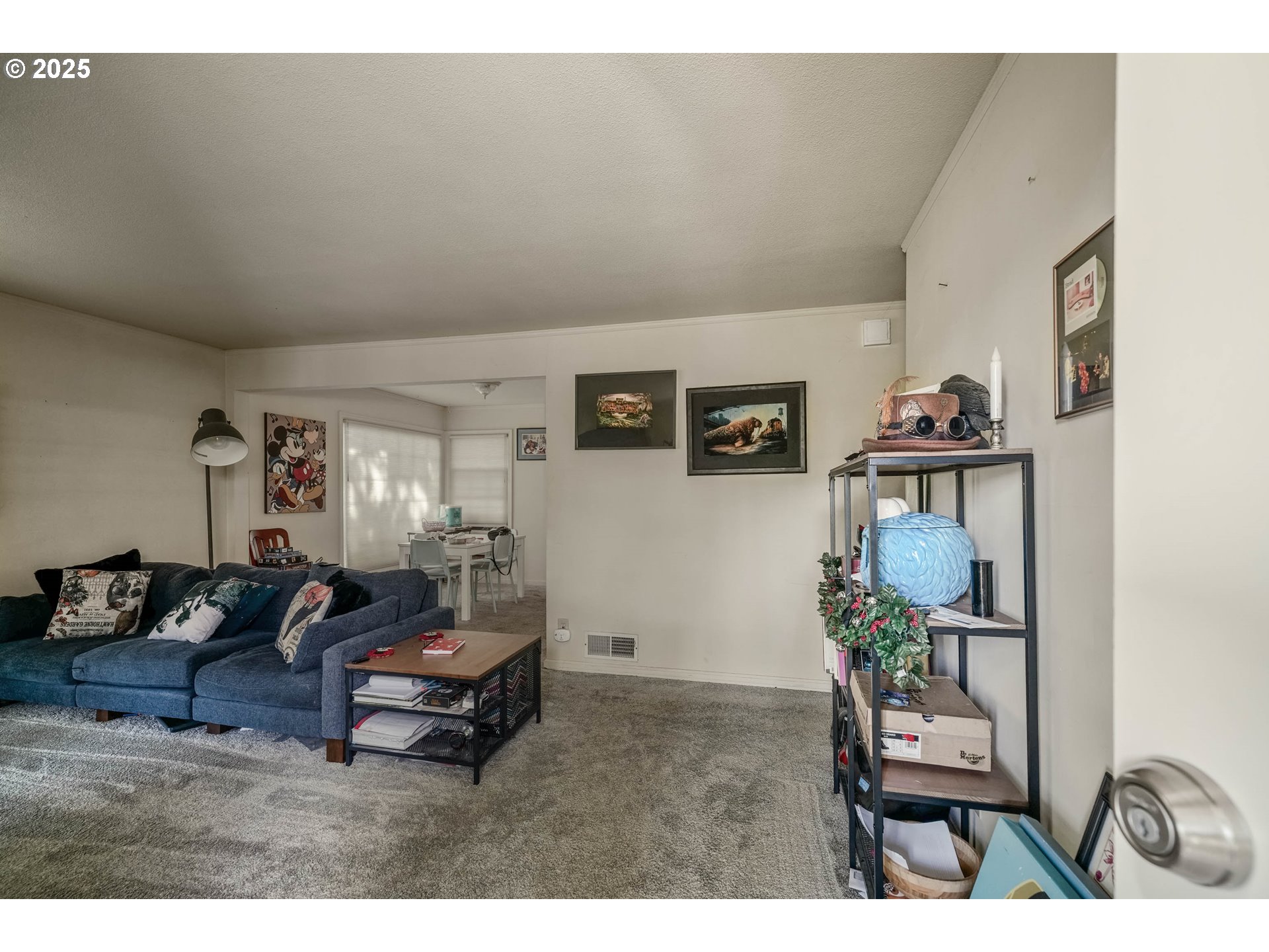 1908 Northeast 72nd Avenue Portland, OR 97213 - Photo 9 of 45 a living room with furniture
