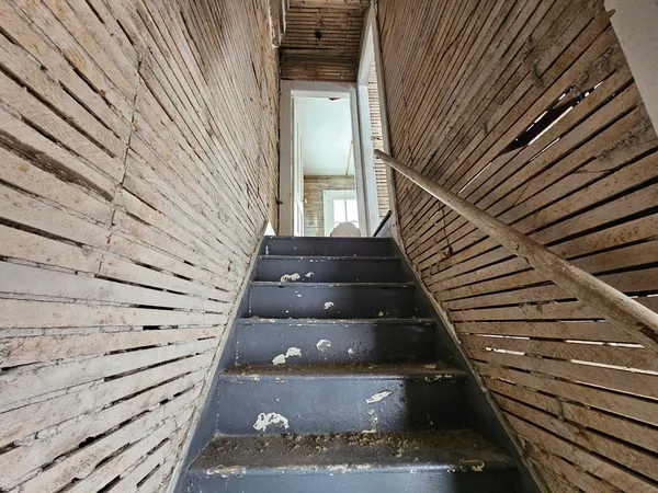 a view of a house with a door