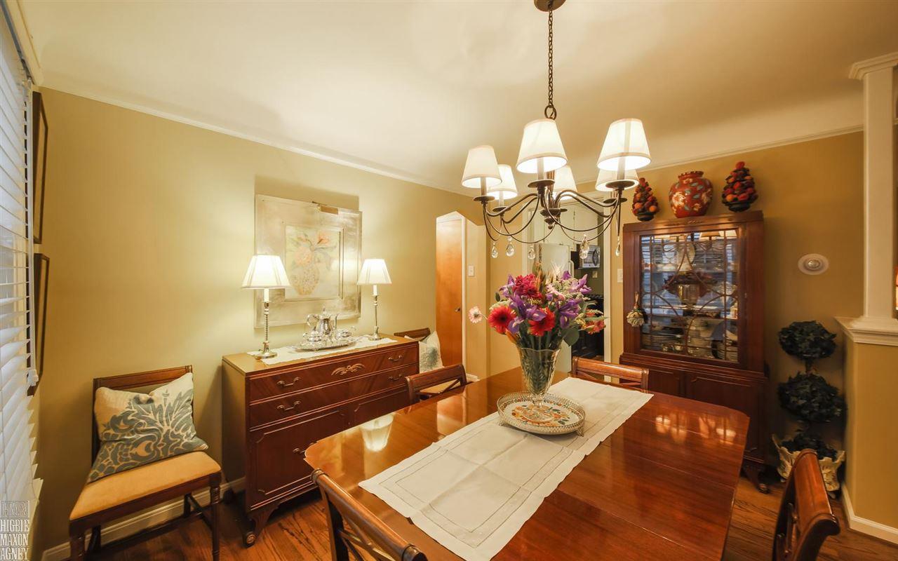 374 Kerby Road Grosse Pointe Farms, MI 48236 - Photo 7 of 21