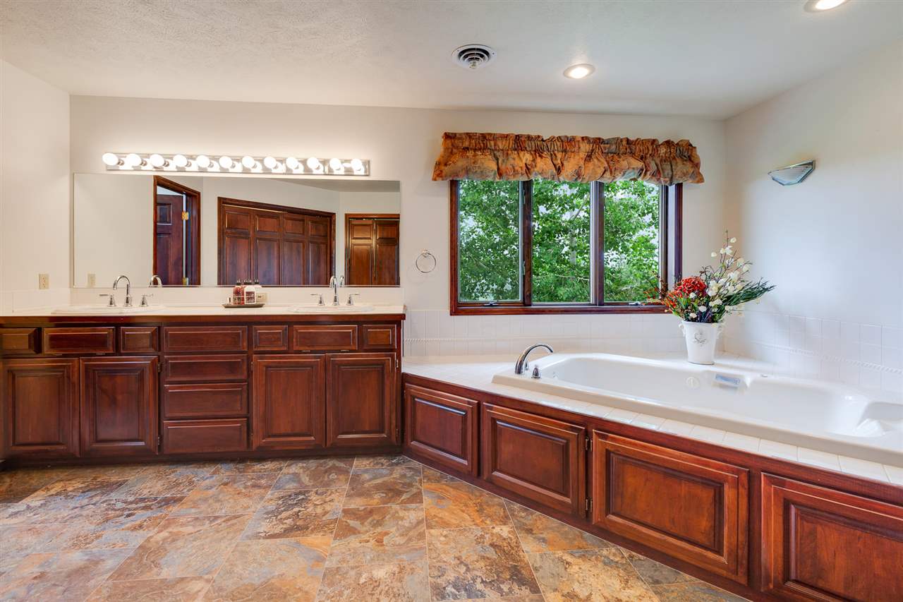 1103 East Wild Rose Road Colbert, WA 99005 - Photo 11 of 20