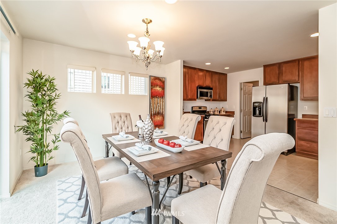 2556 Northeast 2nd Place Renton, WA 98056 - Photo 12 of 40