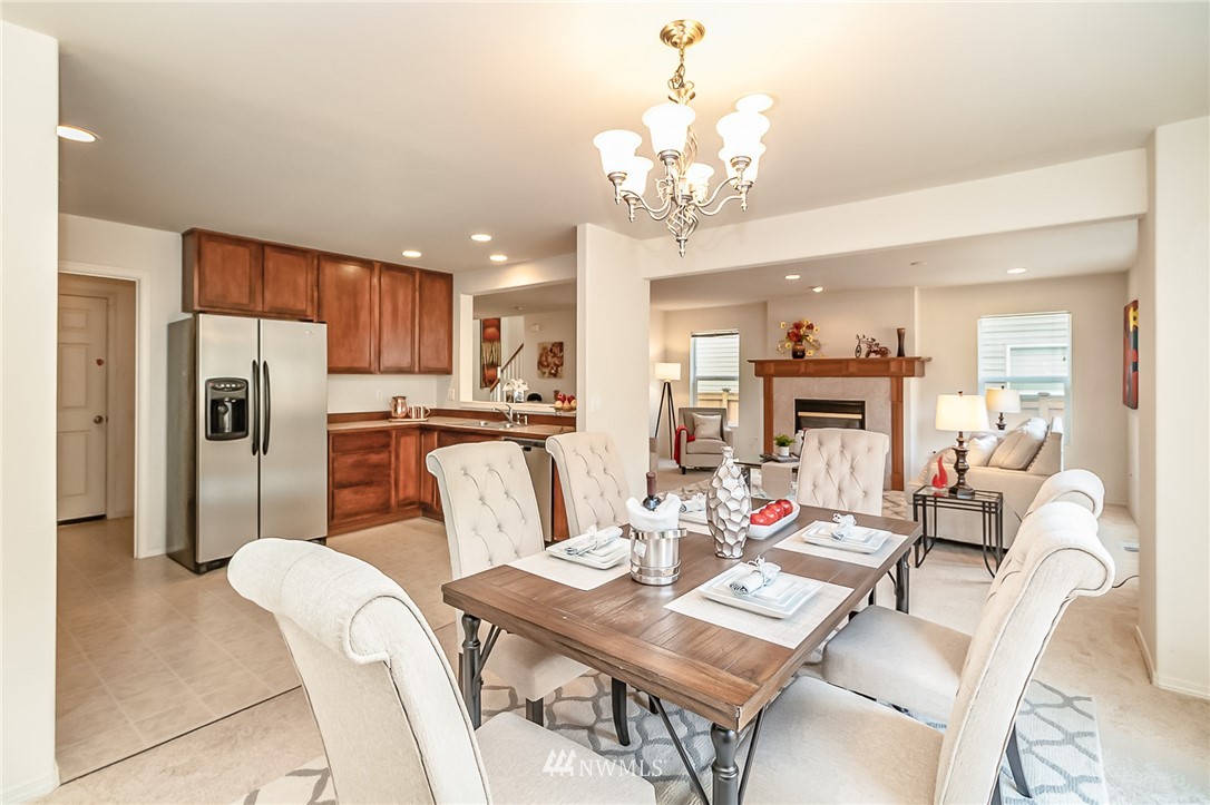 2556 Northeast 2nd Place Renton, WA 98056 - Photo 13 of 40