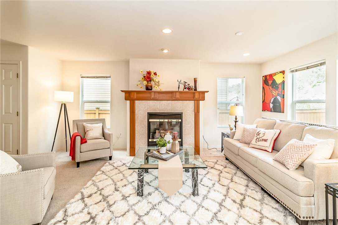 2556 Northeast 2nd Place Renton, WA 98056 - Photo 9 of 40