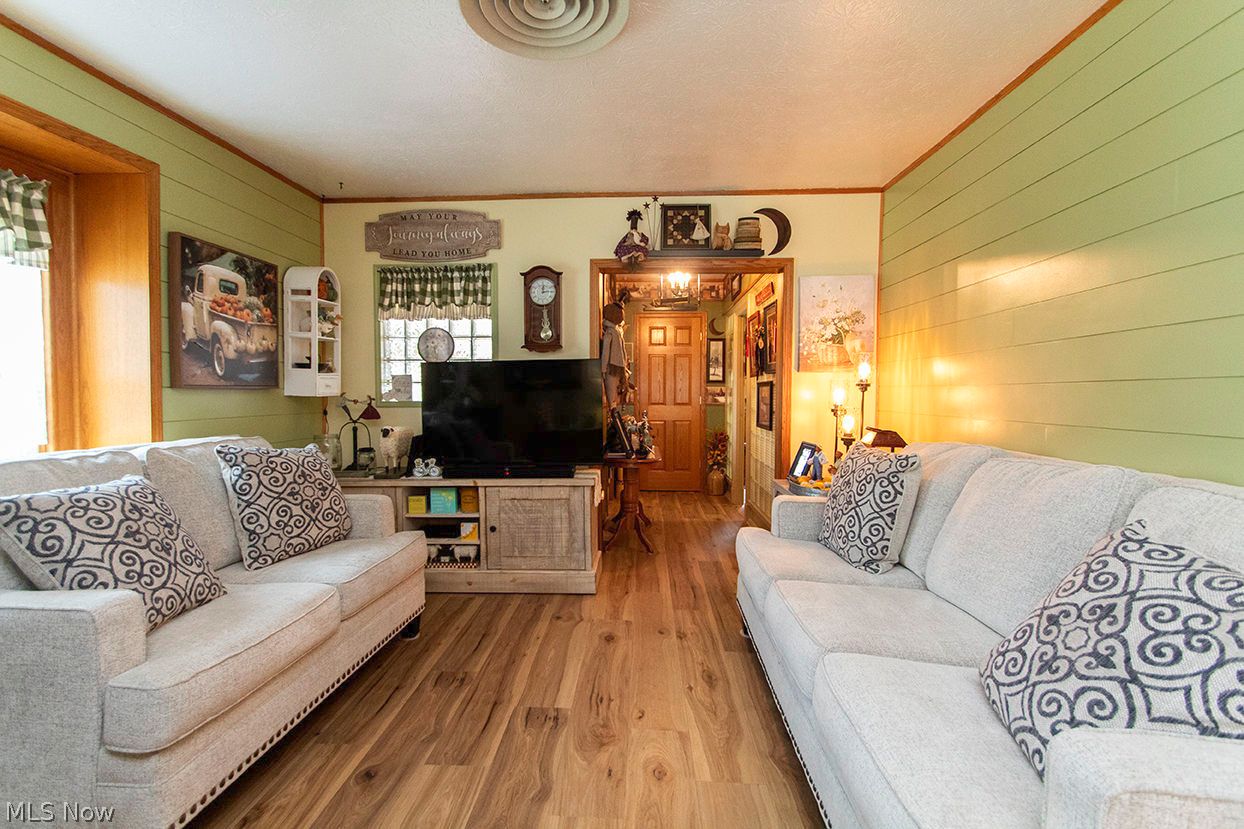 4054 South Medina Line Road Barberton, OH 44203 - Photo 10 of 38