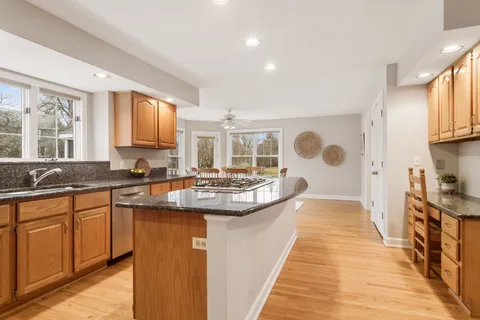 $925,000 | 23466 West Redwing Place, Barrington, IL 60010