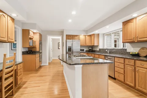 $925,000 | 23466 West Redwing Place, Barrington, IL 60010