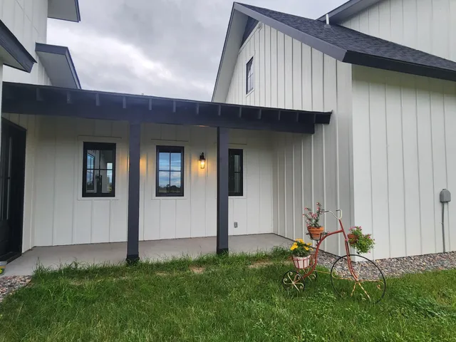 $1,895,000 | 8800 Grace Lane North, Greenfield, MN 55357