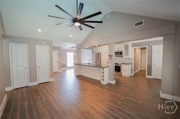 $2,400 | 188 Reese Drive, Richmond Hill, GA 31324