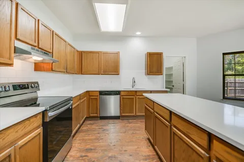 $399,700 | 219 Woodlake Drive, Georgetown, TX 78633