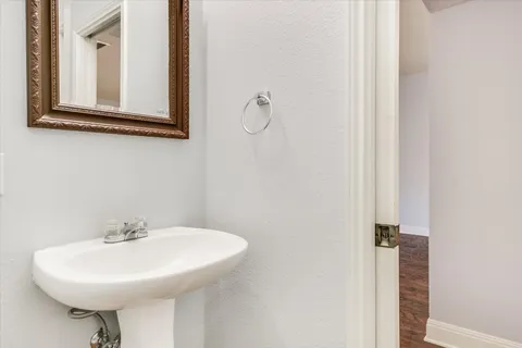 $399,700 | 219 Woodlake Drive, Georgetown, TX 78633