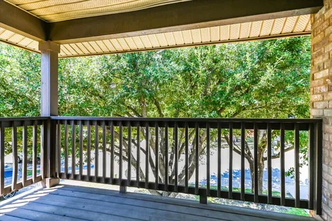 $399,700 | 219 Woodlake Drive, Georgetown, TX 78633