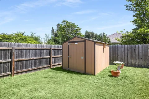 $399,700 | 219 Woodlake Drive, Georgetown, TX 78633