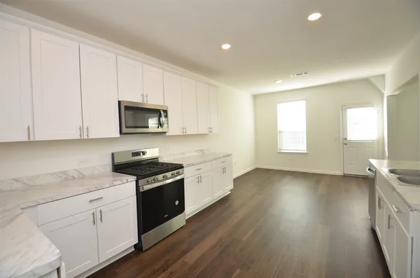 $275,611 | 16412 Big Hickory Drive, Conroe, TX 77302