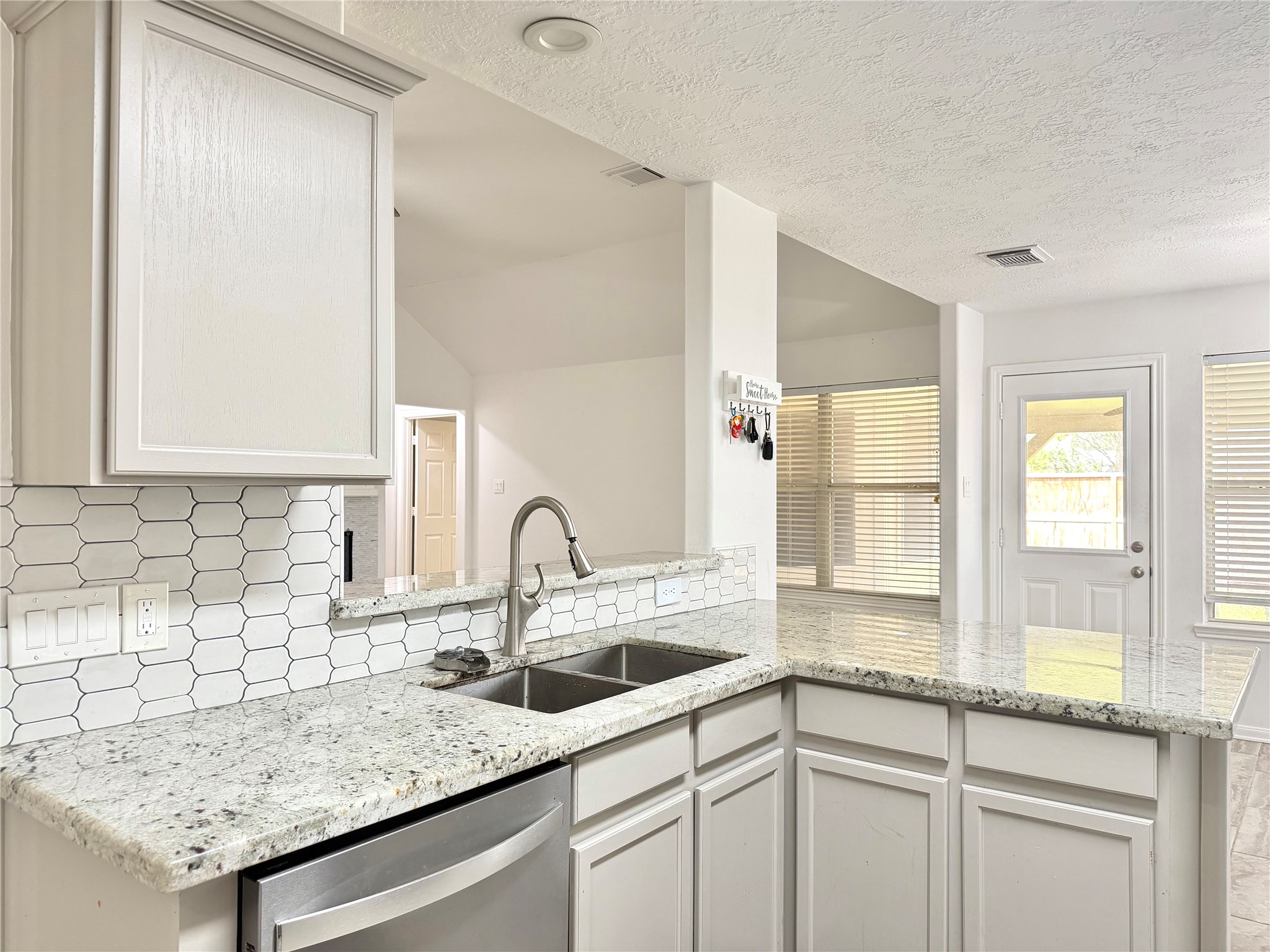 3226 Candlepine Drive Spring, TX 77388 - Photo 19 of 28 Kitchen