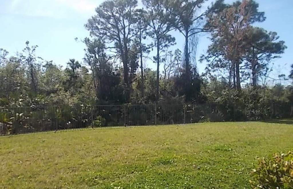 370 Southwest Walking Path, Unit 370 Stuart, FL 34997 - Photo 20 of 38 Preserve view