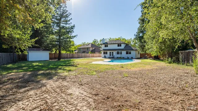 $1,199,000 | 9663 Lakewood Drive, Windsor, CA 95492