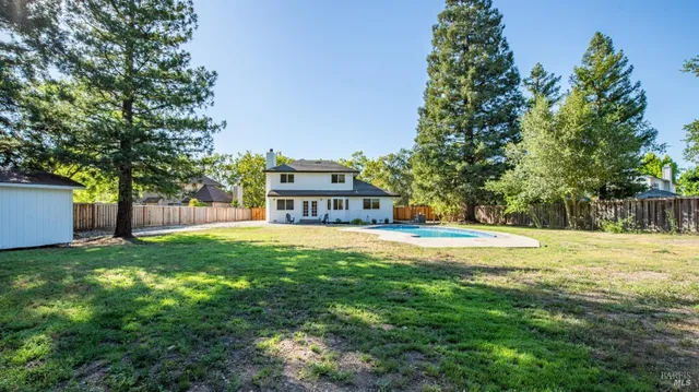 $1,199,000 | 9663 Lakewood Drive, Windsor, CA 95492
