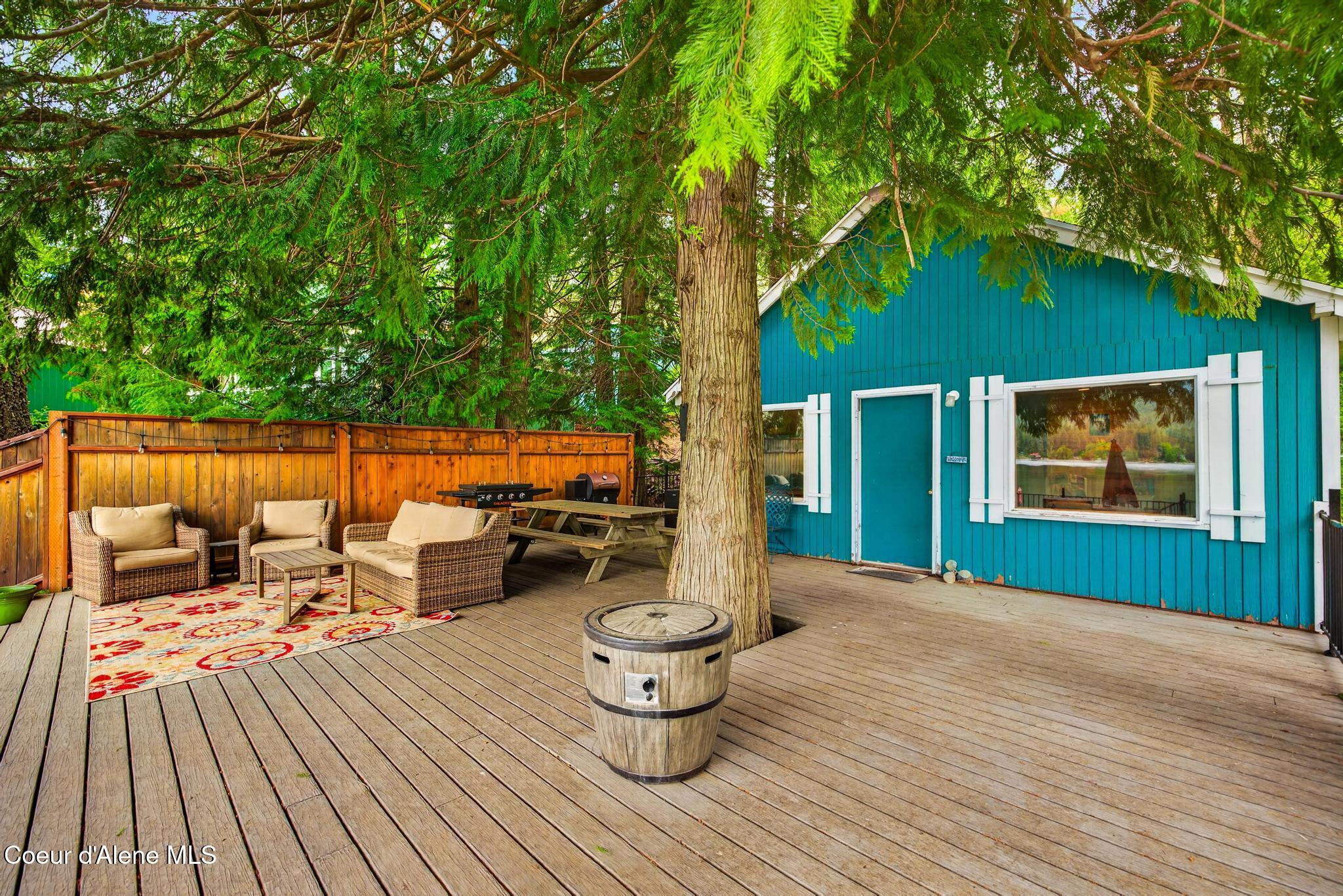 8642 West Upper Twin Lake Shore Road South Rathdrum, ID 83858 - Photo 11 of 36 Deck