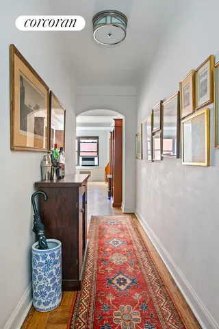 $550,000 | 245 East 72nd Street, Unit 6E | Lenox Hill