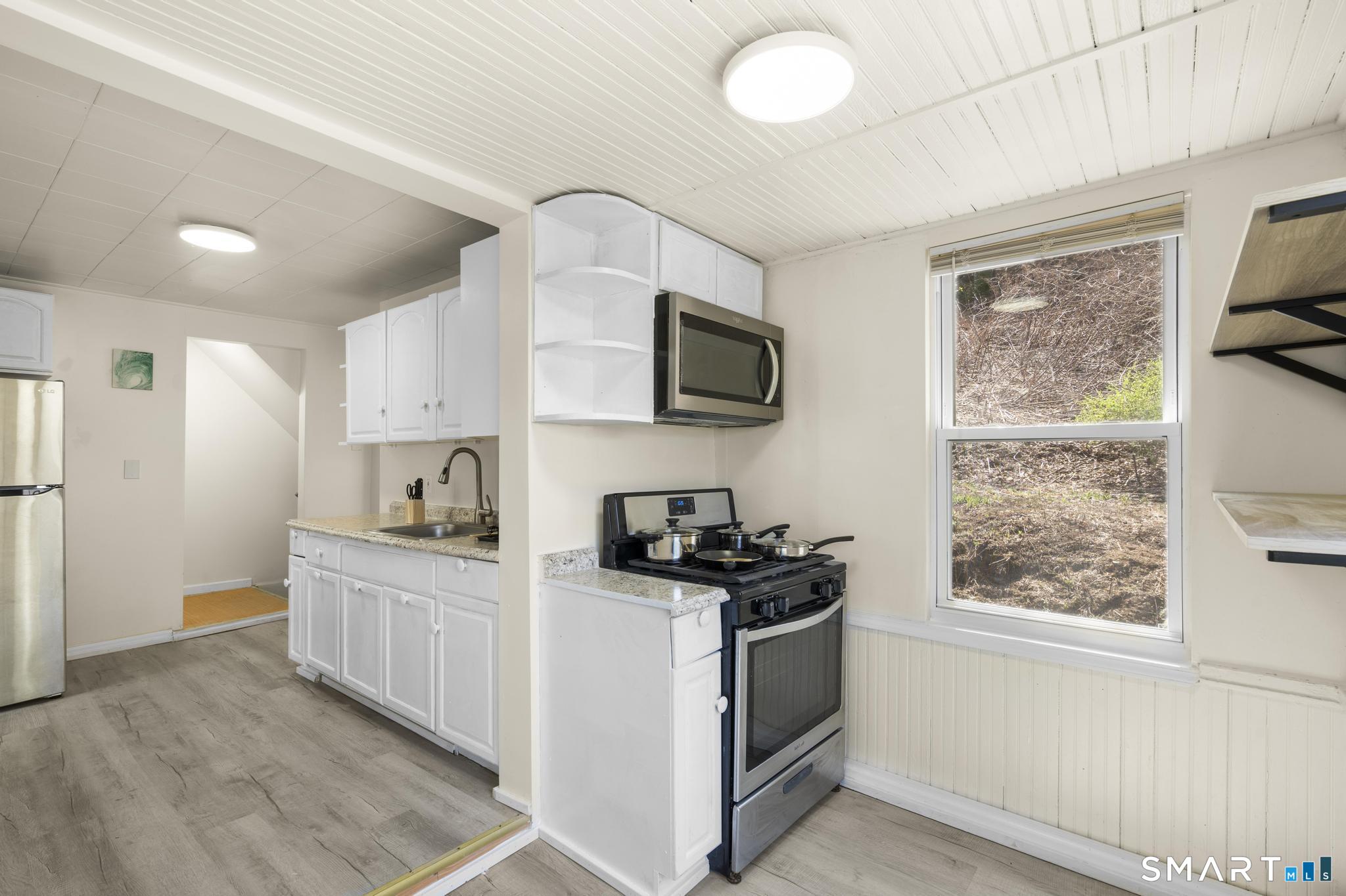 99 Pine Hill Road Thomaston, CT 06787 - Photo 16 of 40
