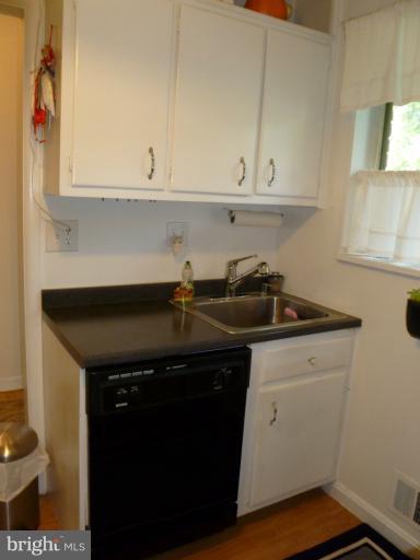 12014 Galena Road Rockville, MD 20852 - Photo 5 of 6 Kitchen