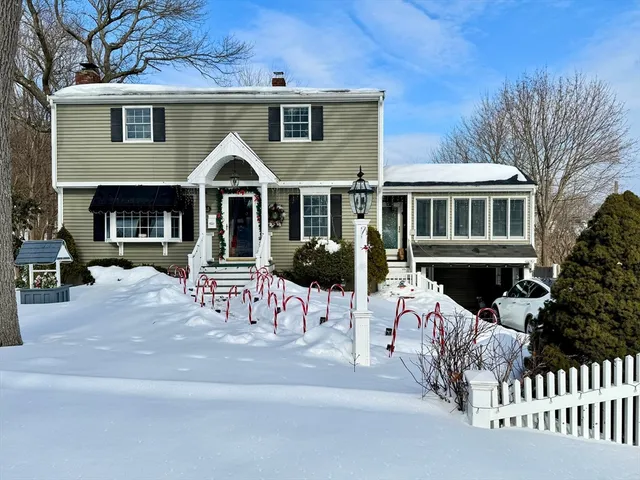 $749,900 | 70 Holmes Avenue, Weymouth, MA 02191